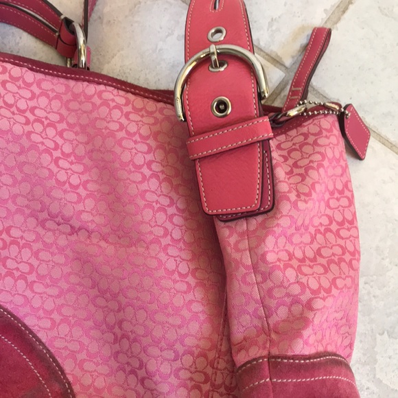 Coach pink purse. Real Coach brand. - Picture 14 of 14